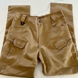 Tan Cargo Outdoor Work Pants - Men’s Small